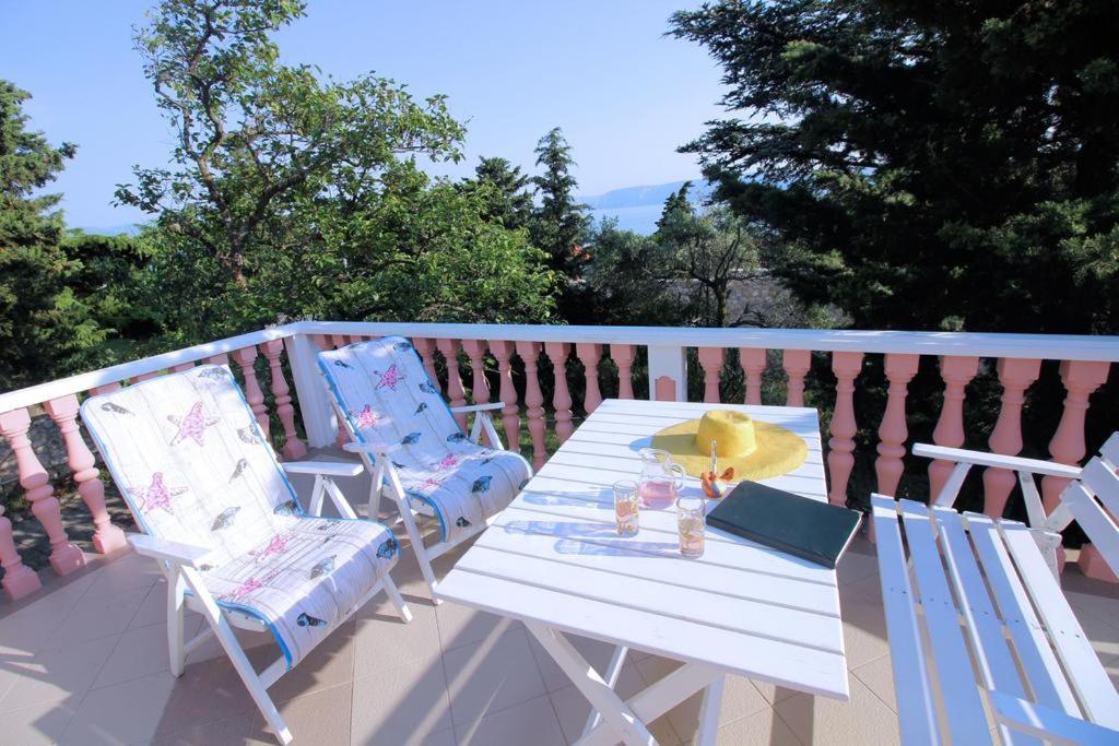 House Barbara Villa โนวีวีโนดอลสกี ภายนอก รูปภาพ